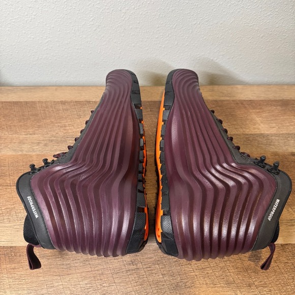 nike acg sneakerboot